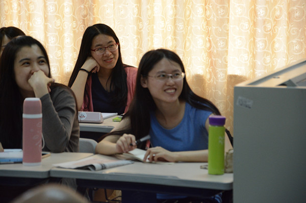 王丹丹英语教育讲座:当英语文学遇到人文情怀