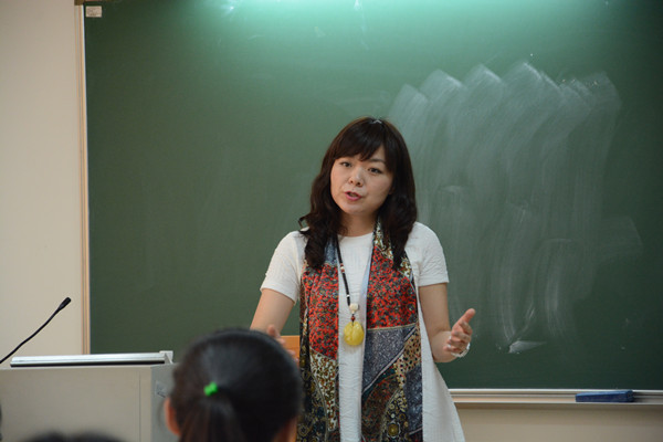 王丹丹英语教育讲座:当英语文学遇到人文情怀